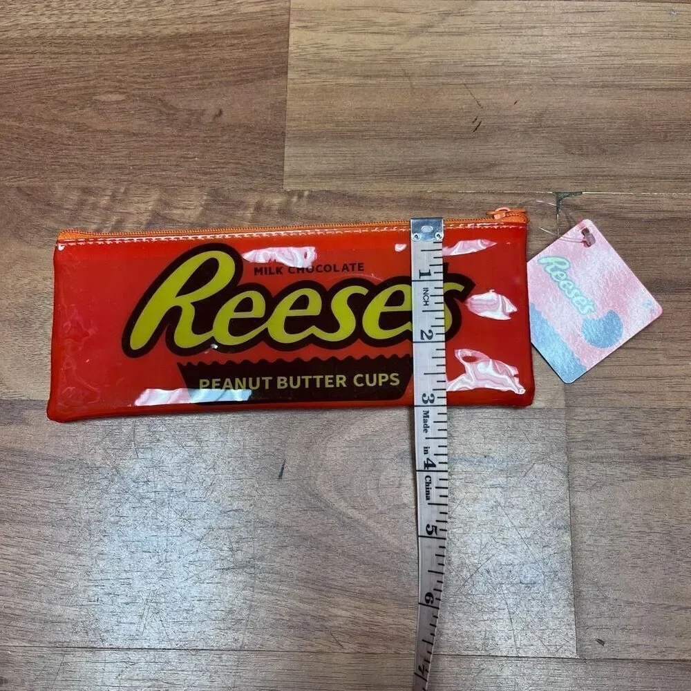 REESE'S Peanut Butter Cups Zip Wallet NWT